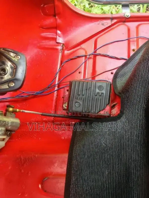 Bajaj RE 2006 Three Wheel (Used)
