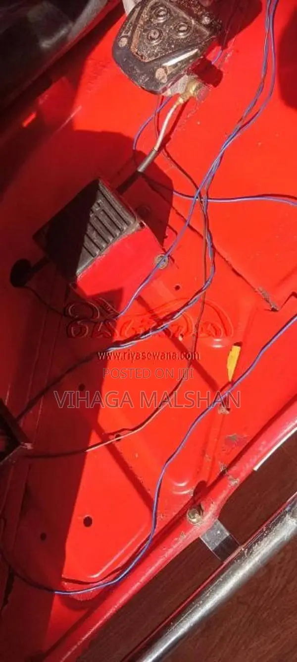 Bajaj RE 2006 Three Wheel (Used)