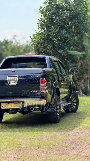 Toyota Hilux 2008 Pickup (Used)