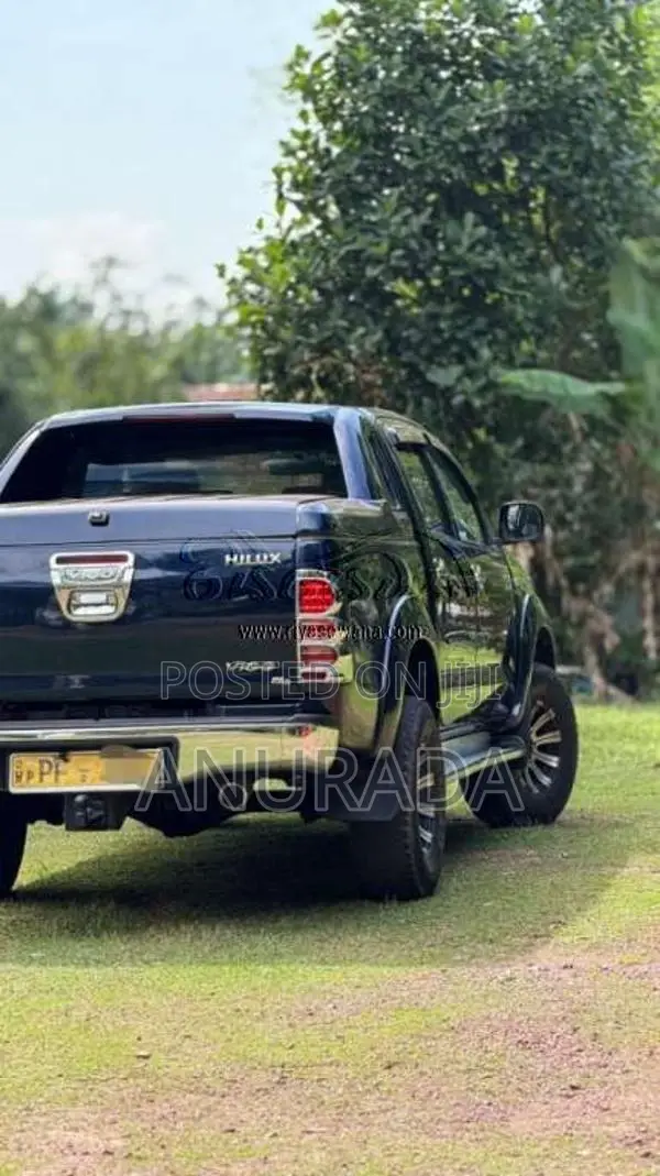 Toyota Hilux 2008 Pickup (Used)