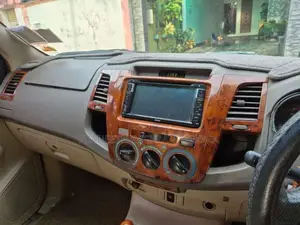 Toyota Hilux 2006 Pickup (Used)