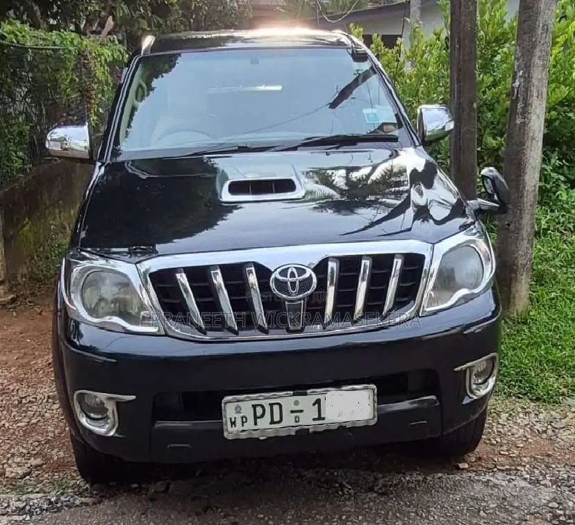 Toyota Hilux 2006 Pickup (Used)