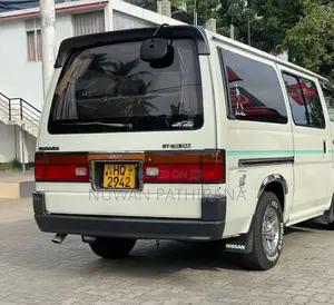 Nissan Caravan 1999 Van (Used)