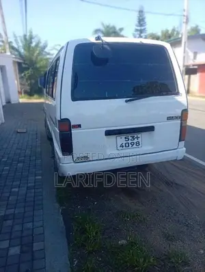 Toyota Hiace 51 1988 Van (Used)