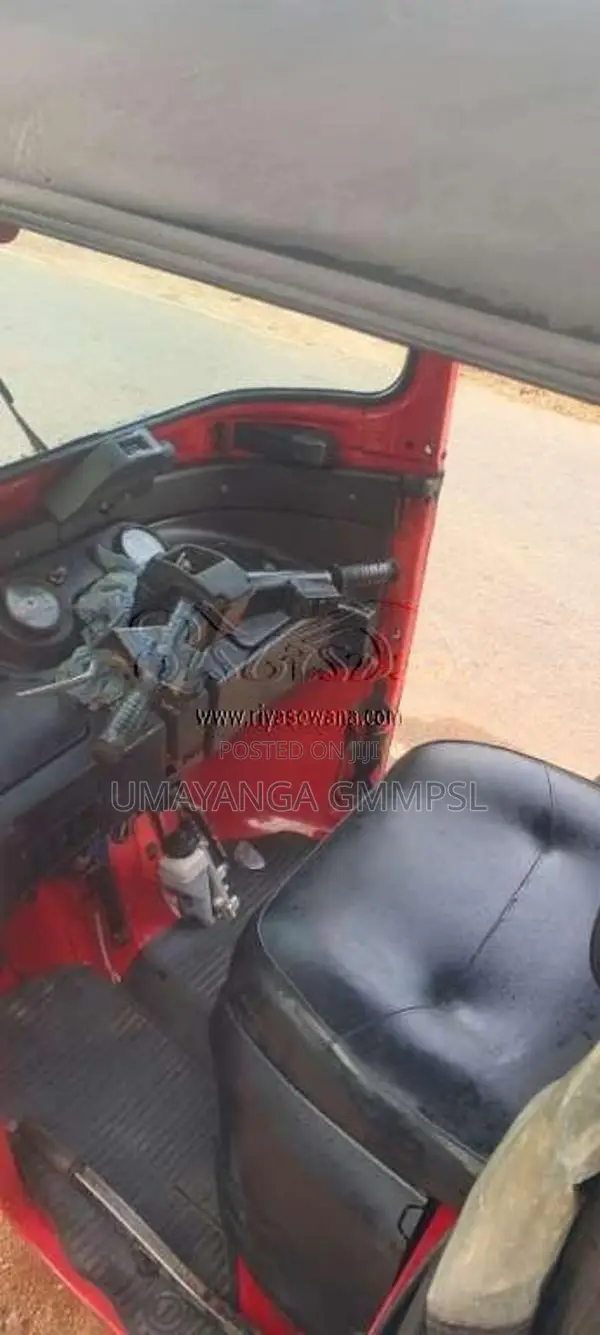 Bajaj 4 Stroke 2018 Three Wheel (Used)