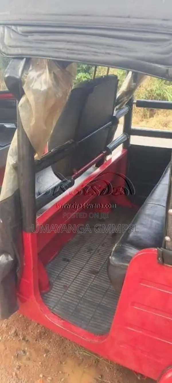 Bajaj 4 Stroke 2018 Three Wheel (Used)