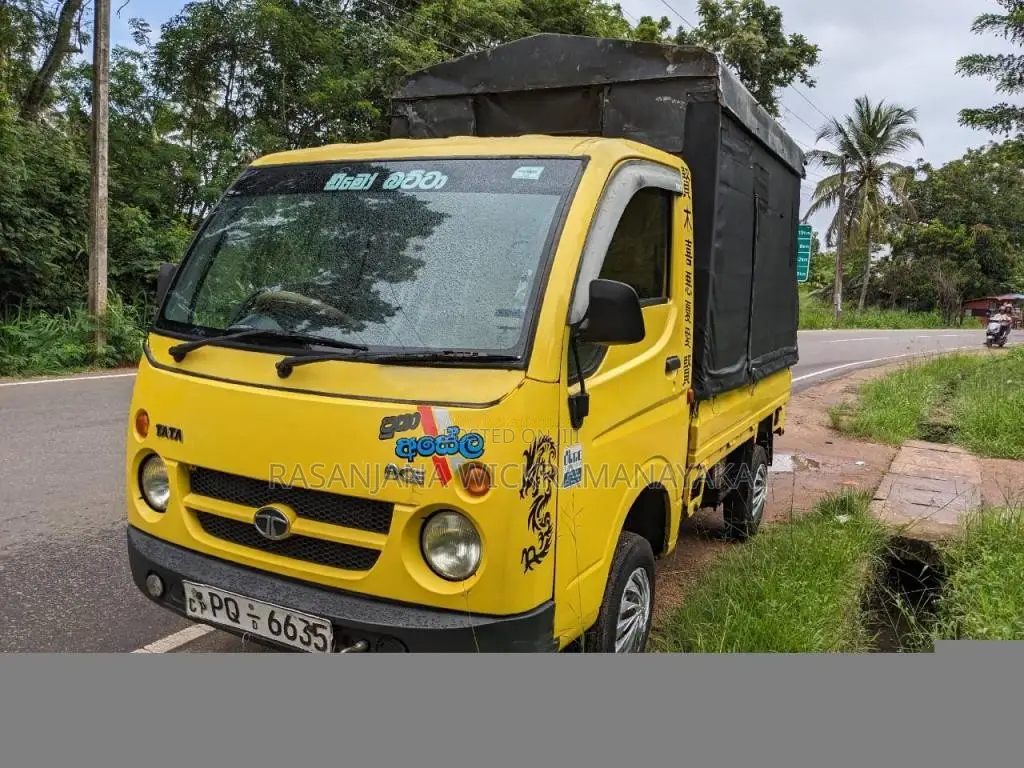 Tata Dimo Batta 2011 Lorry (Used)