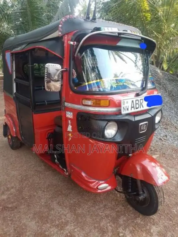 Bajaj 4 Stroke 2018 Three Wheel (Used)