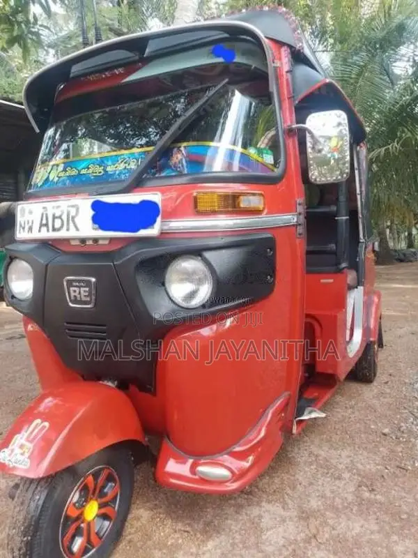 Bajaj 4 Stroke 2018 Three Wheel (Used)