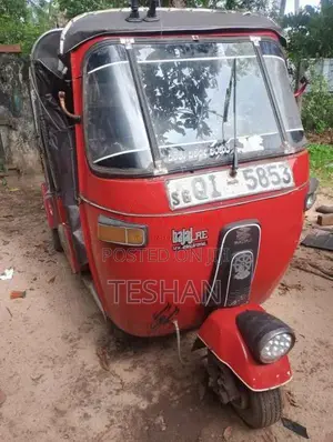 Bajaj 2 Stroke 2006 Three Wheel (Used)
