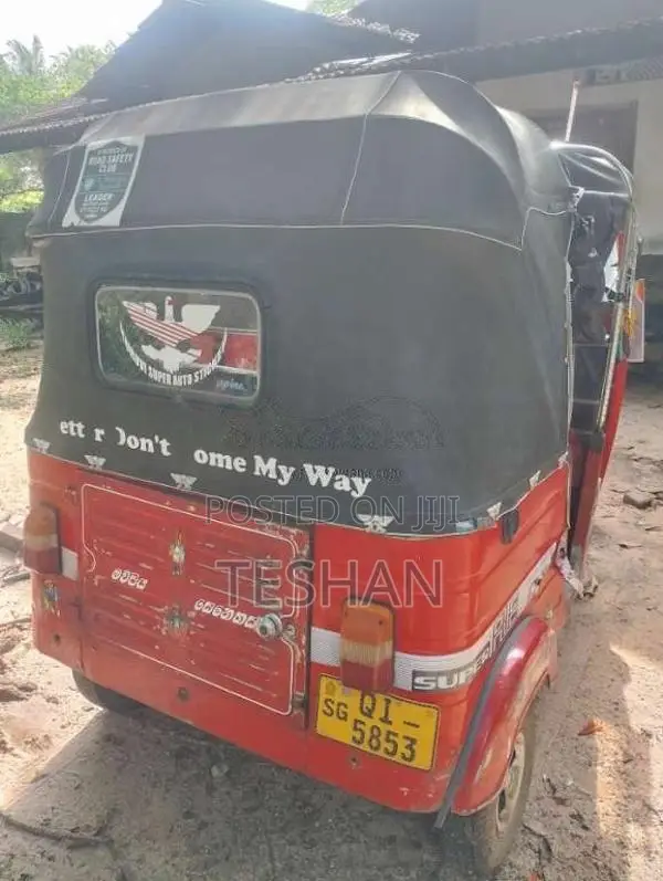 Bajaj 2 Stroke 2006 Three Wheel (Used)