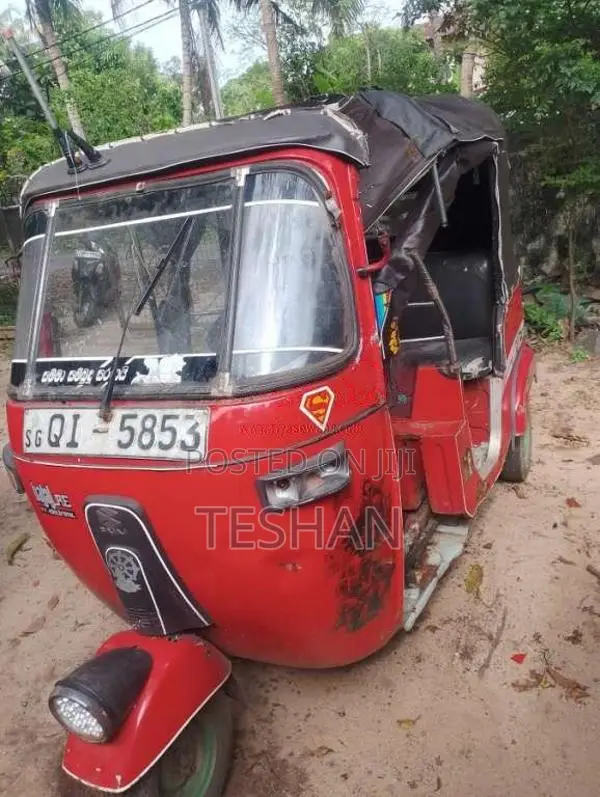 Bajaj 2 Stroke 2006 Three Wheel (Used)