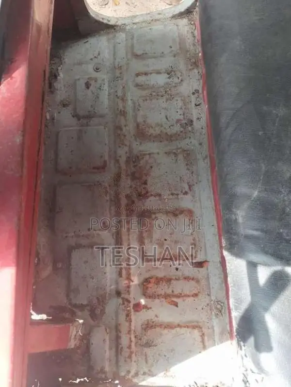 Bajaj 2 Stroke 2006 Three Wheel (Used)