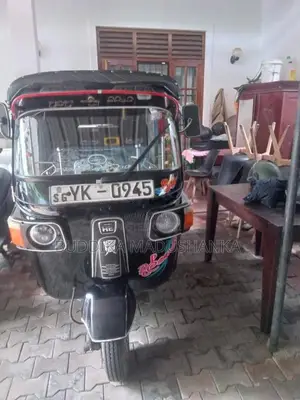 Bajaj 4 stroke 2012 Three Wheel (Used)
