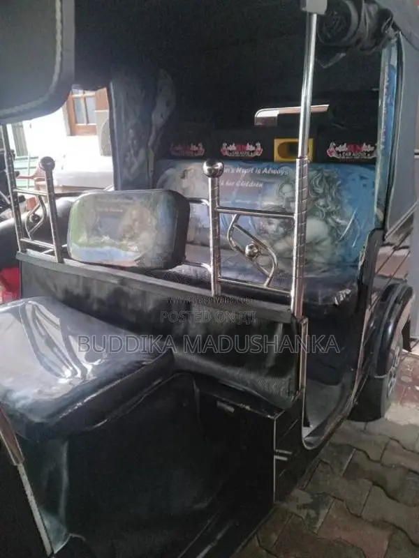 Bajaj 4 stroke 2012 Three Wheel (Used)