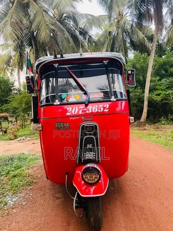 Bajaj 2 stroke 2000 Three Wheel (Used)