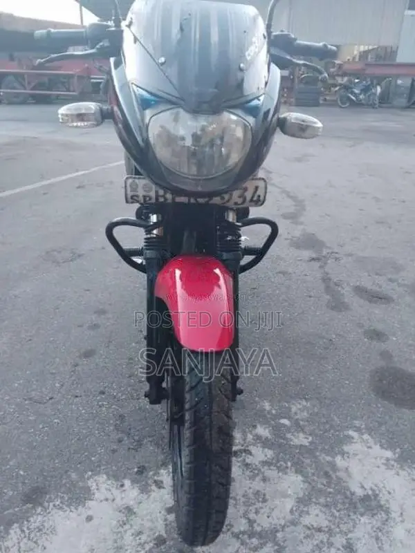 Bajaj Pulsar 150 2017 motorcycle (Used)