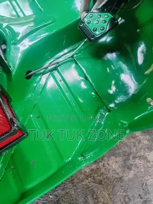 Bajaj RE 2 Stroke 2000 Three Wheel (Used)