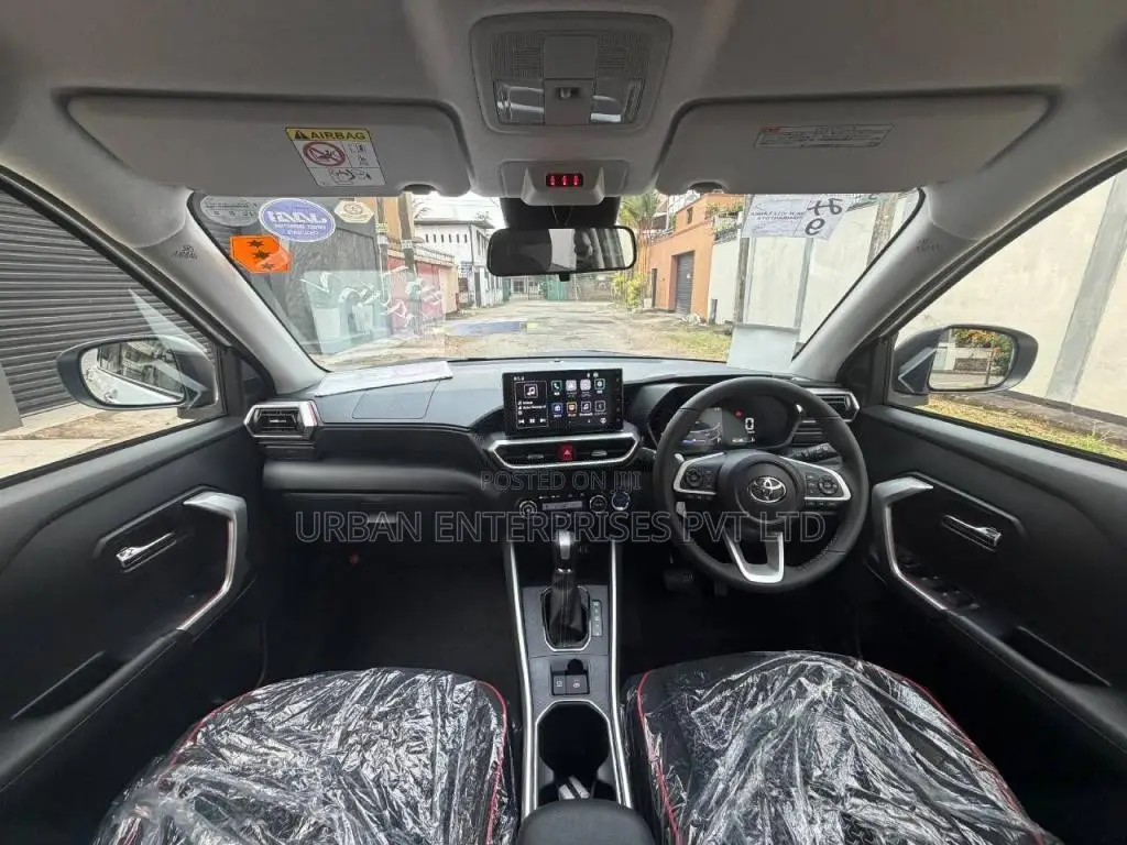 Toyota Raize Hybrid Z 2026 SUV Brand New