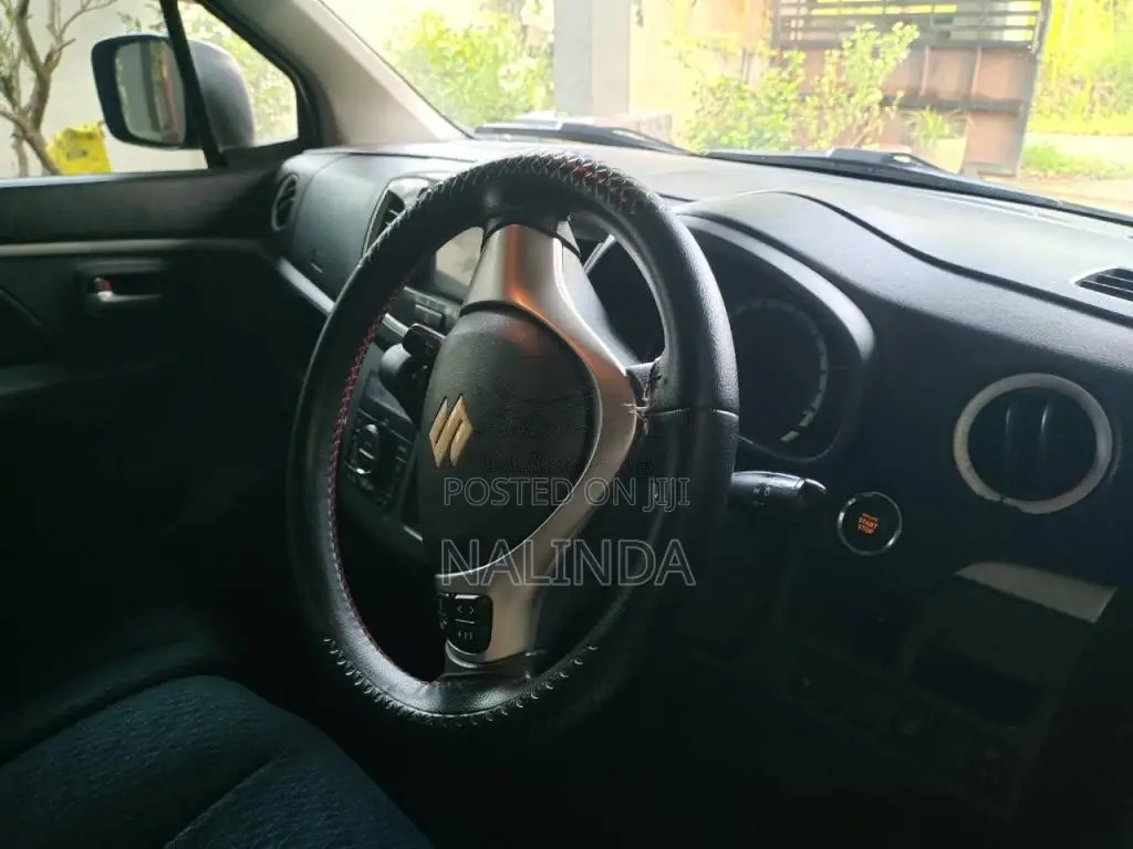 Suzuki Wagan R Fx 2016 Car (Used)