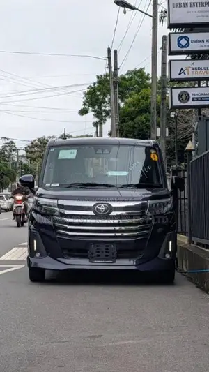 Toyota Roomy Custom G 2024 Car Unregistered (Recondition)