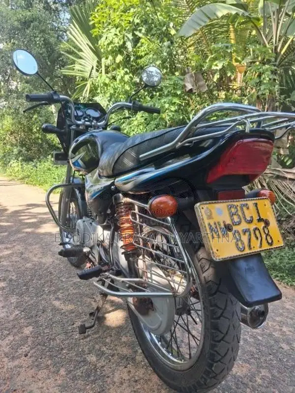 Bajaj CT-100 2015 Motorbike (Used)