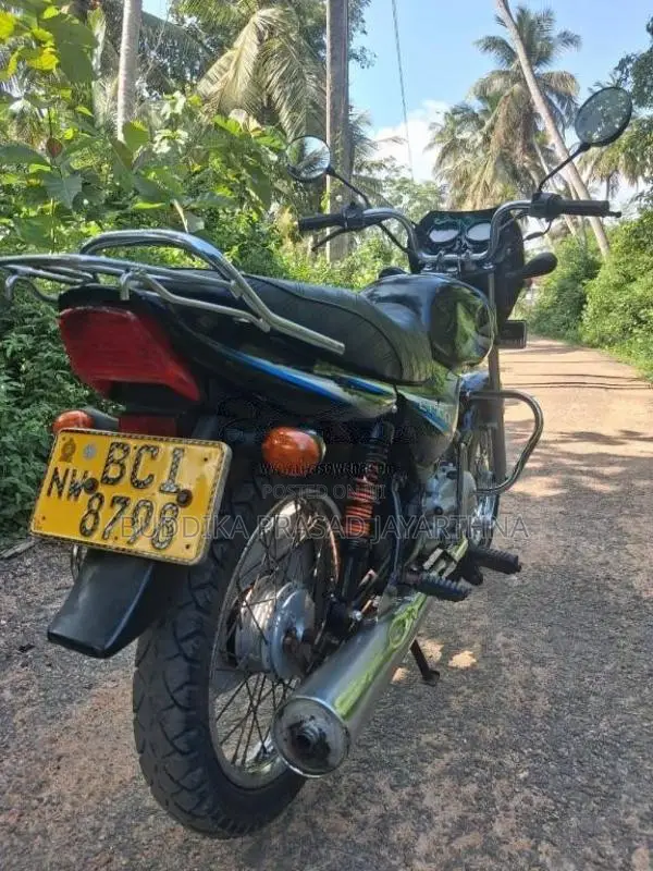 Bajaj CT-100 2015 Motorbike (Used)