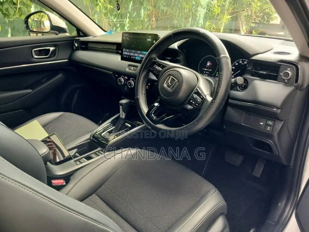 Honda Vezel Z 2024 SUV (Used)