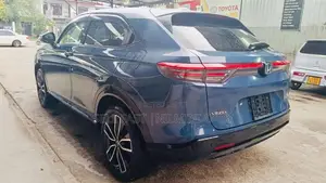 Honda Vezel Z Play 2024 SUV (Used)