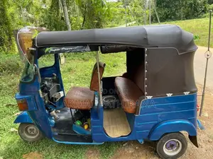 Bajaj 4 stroke 2013 Three Wheel (Used)