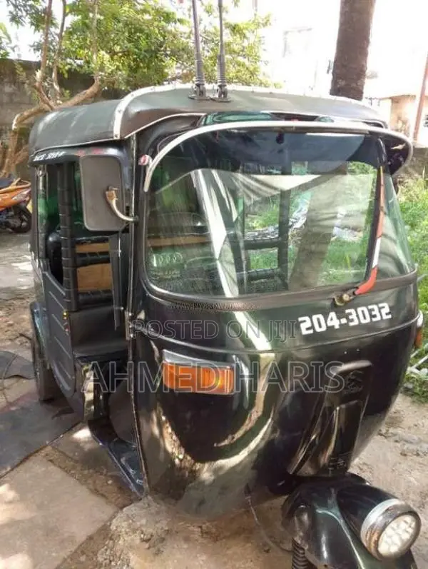 Bajaj 2 Stroke 1998 Three Wheel (Used)