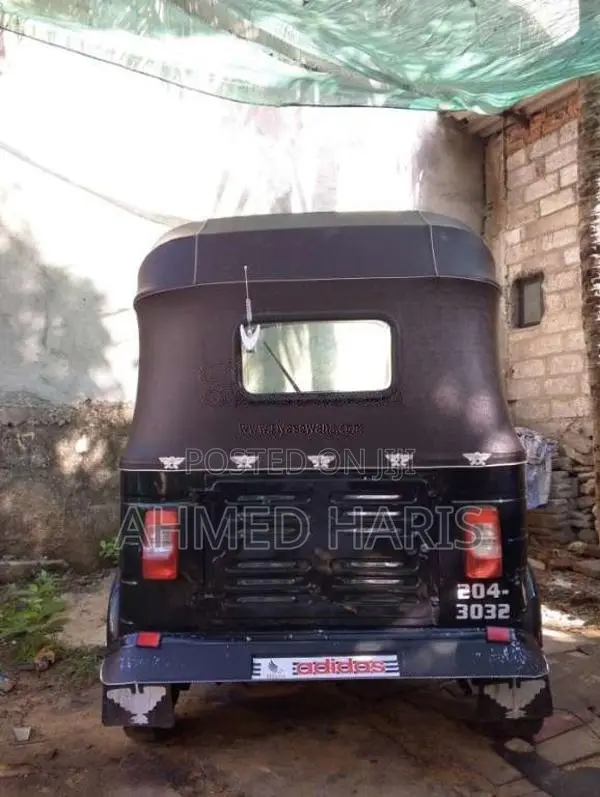 Bajaj 2 Stroke 1998 Three Wheel (Used)