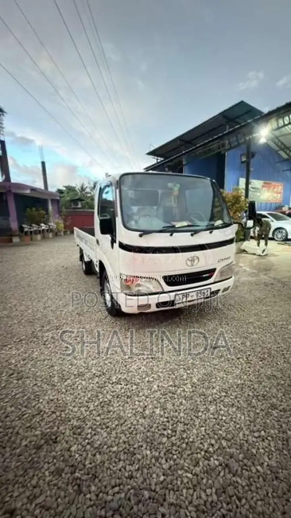 Toyota Dyna 2006 Lorry (Used)
