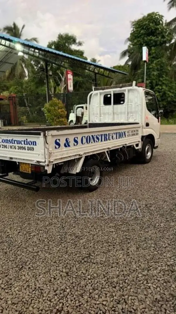 Toyota Dyna 2006 Lorry (Used)