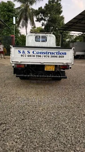 Toyota Dyna 2006 Lorry (Used)