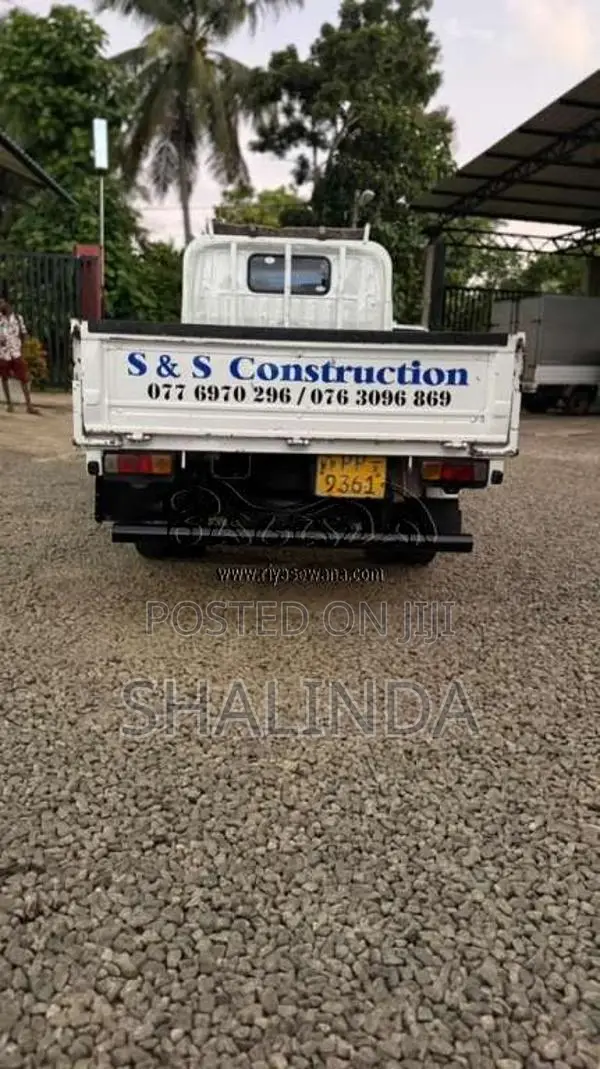 Toyota Dyna 2006 Lorry (Used)