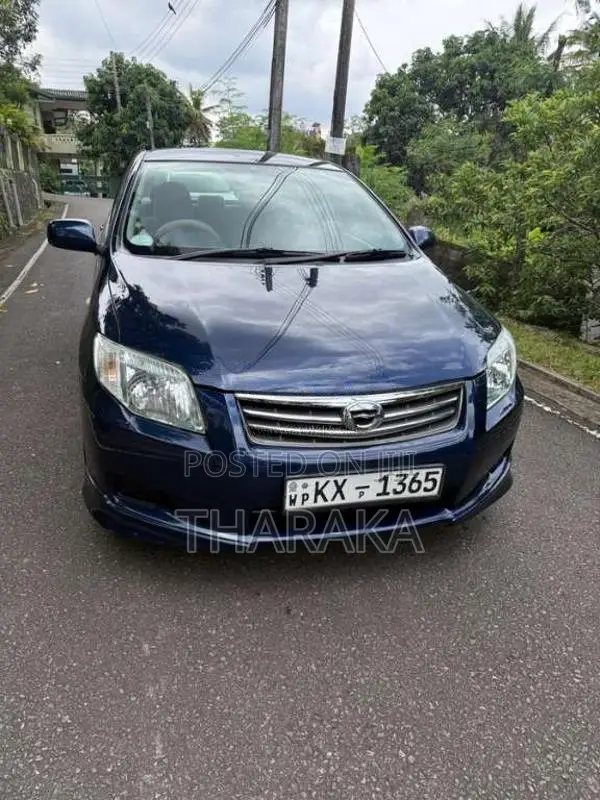 Toyota Axio 2011 Car (Used)