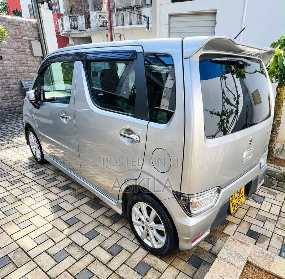 Suzuki Wagon R Stingray 2018 Car (Used)
