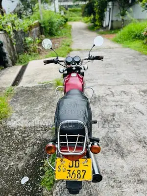 Bajaj Boxer 2004 Motorbike (Used)