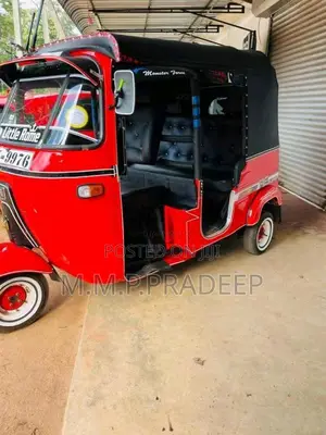 Bajaj RE 1999 Three Wheel (Used)