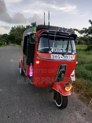 Bajaj RE 1999 Three Wheel (Used)