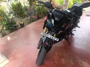 Bajaj Pulsar N160 Premium 2025 Motorbike (Used)