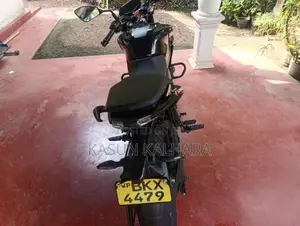 Bajaj Pulsar N160 Premium 2025 Motorbike (Used)