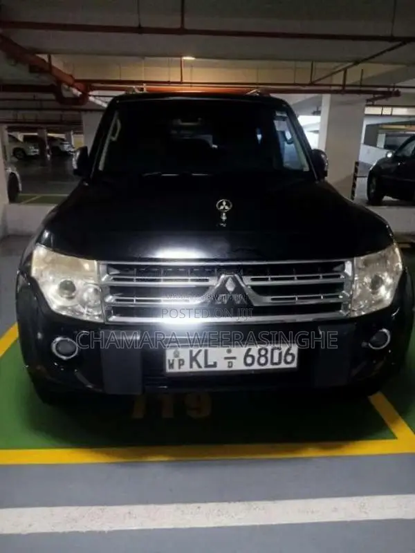 Mitsubishi Montero 2011 SUV (Used)