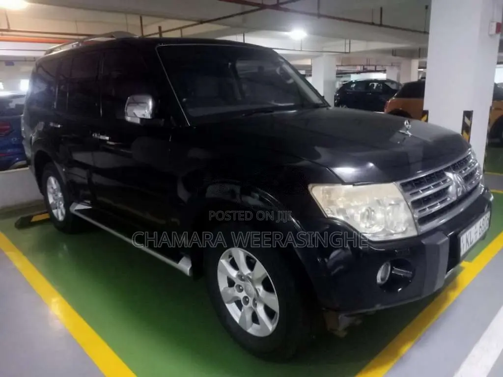 Mitsubishi Montero 2011 SUV (Used)