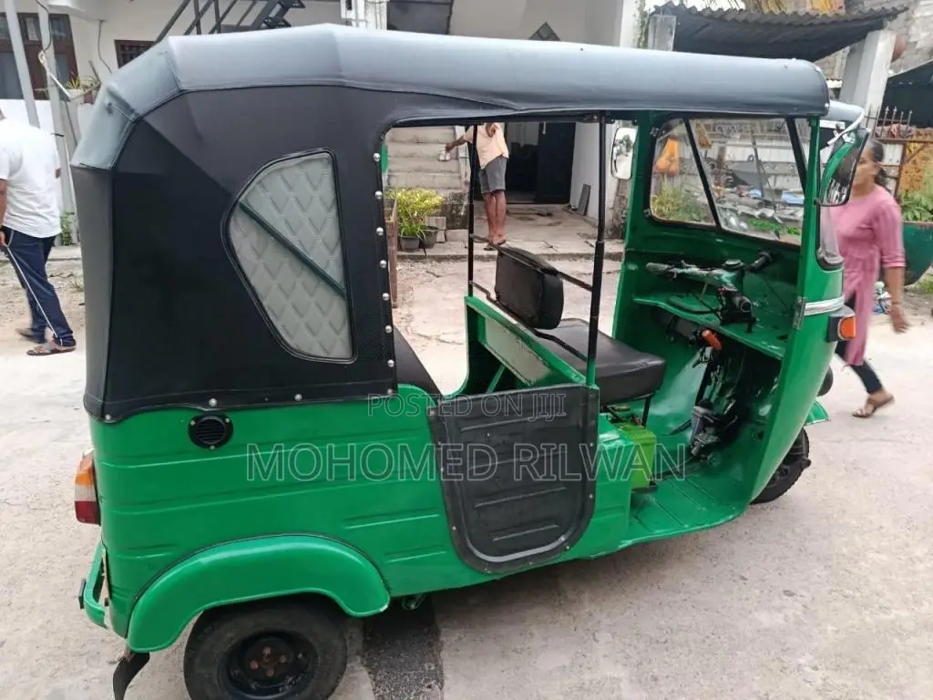 Bajaj 2 stroke 2004 Three Wheel (Used)
