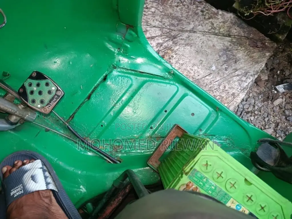 Bajaj 2 stroke 2004 Three Wheel (Used)