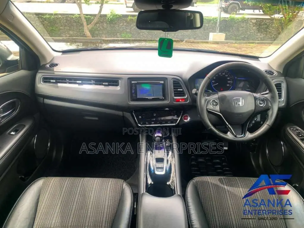 Honda Vezel Z Grade 2014 SUV (Used)