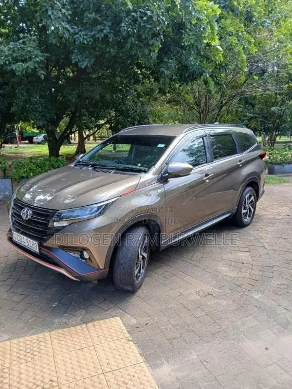 Toyota Rush 2018 SUV (Used)