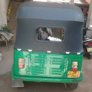 Bajaj 2 Stroke 2004 Three Wheel (Used)